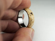 Load image into Gallery viewer, Titanium and Maple Burl Faceted Ring