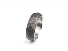 Load image into Gallery viewer, Forged carbon fiber ring with titanium